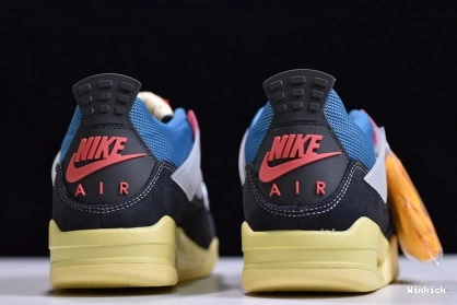 4 JORDAN AIR UNION DC9533-001 OFF NOIR RETRO 0813